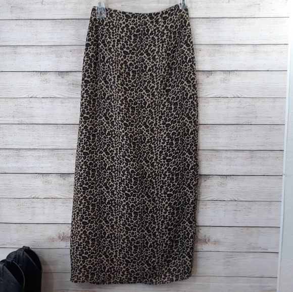Patricia Jones USA Leopard Skirt - Picture 2 of 3